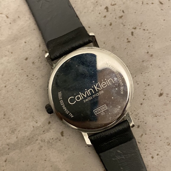 Men Calvin Klein Watch - Picture 3 of 3